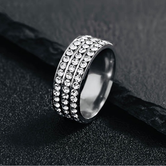 Silver Stainless Steel Band / Ring - 3 Row CZ Stones - Size: 9 - Picture 2 of 2